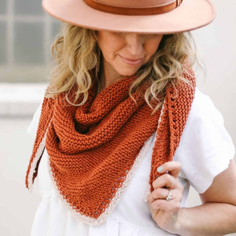 How to Knit a Triangular Scarf – Free Knitting Pattern